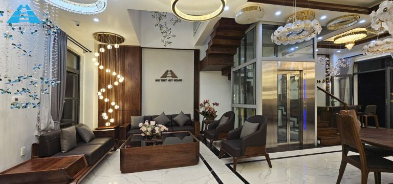 showroom đèn chùm tại hải phòng